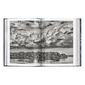 Sebastião Salgado. Amazônia. 45th Ed. (English)