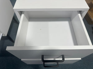 Modern 2-Drawer Nightstand