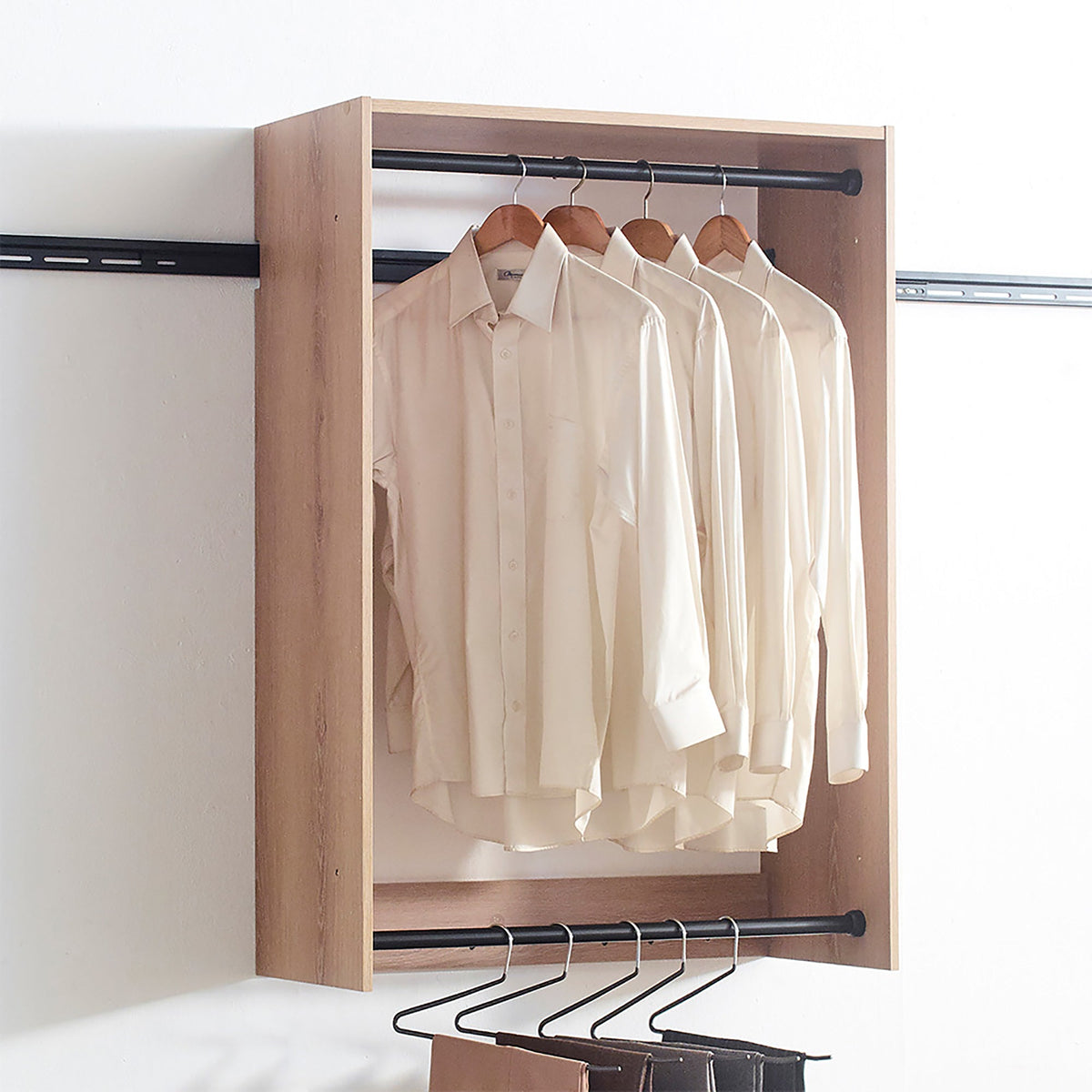 Devi Walk-In Closet