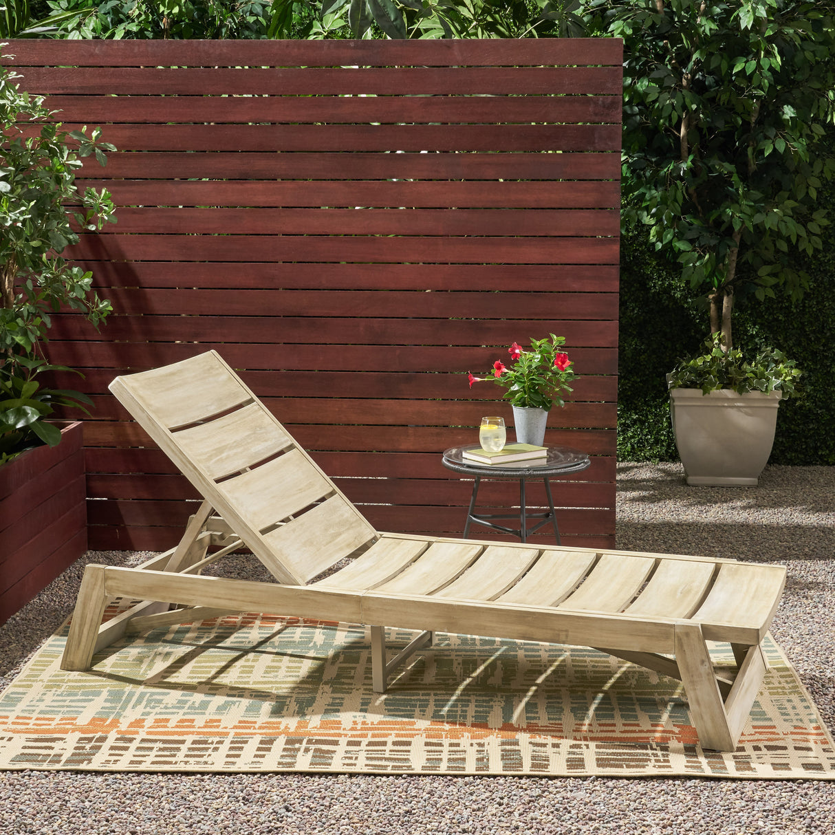 Maki chaise lounge outdoor