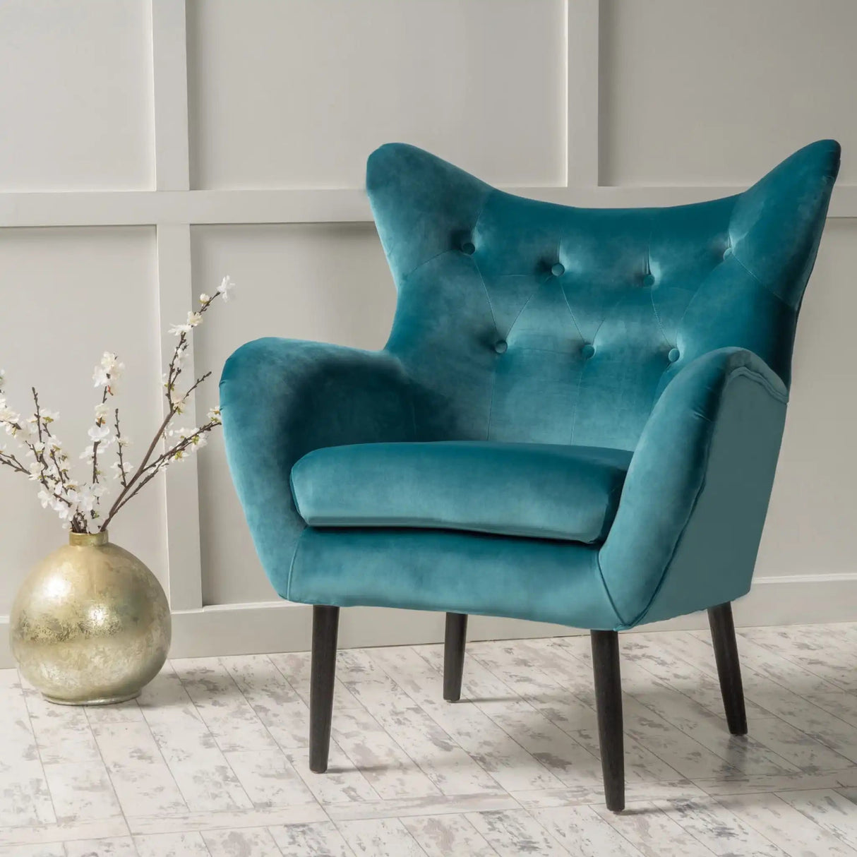 Alyssa - Mid Century Upholstered Arm Chair With Wingback Design