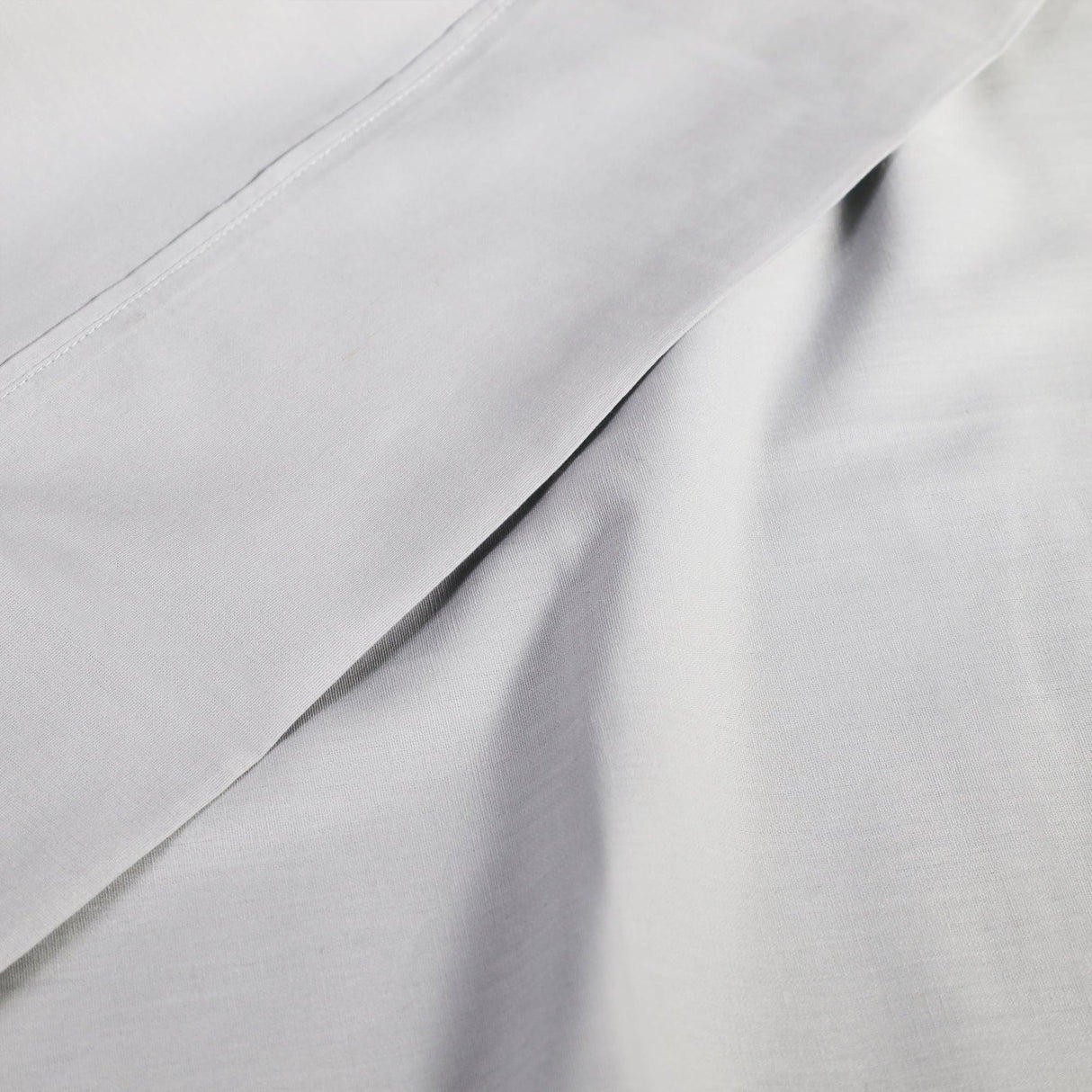 300 Thread Count 100% Cotton Sheet Set Percale Solid Deep Pocket - Sheet Set by Superior Brand