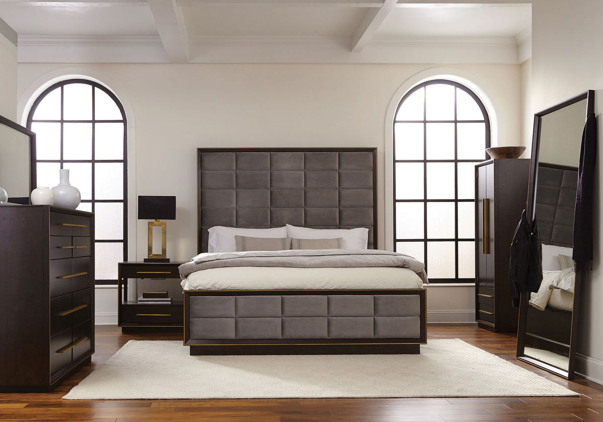 Durango 77-inch Eastern King Panel Bed Smoked Peppercorn