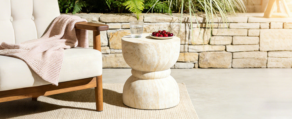 U_Style Outdoor Concrete Side Table