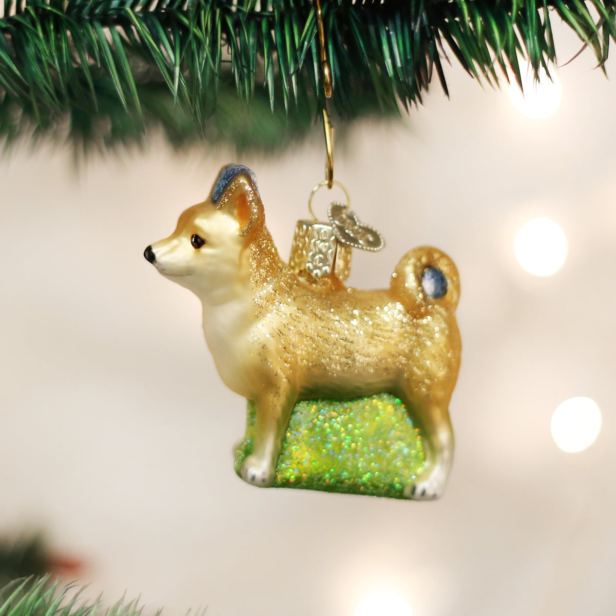 Chihuahua Ornament by Old World Christmas