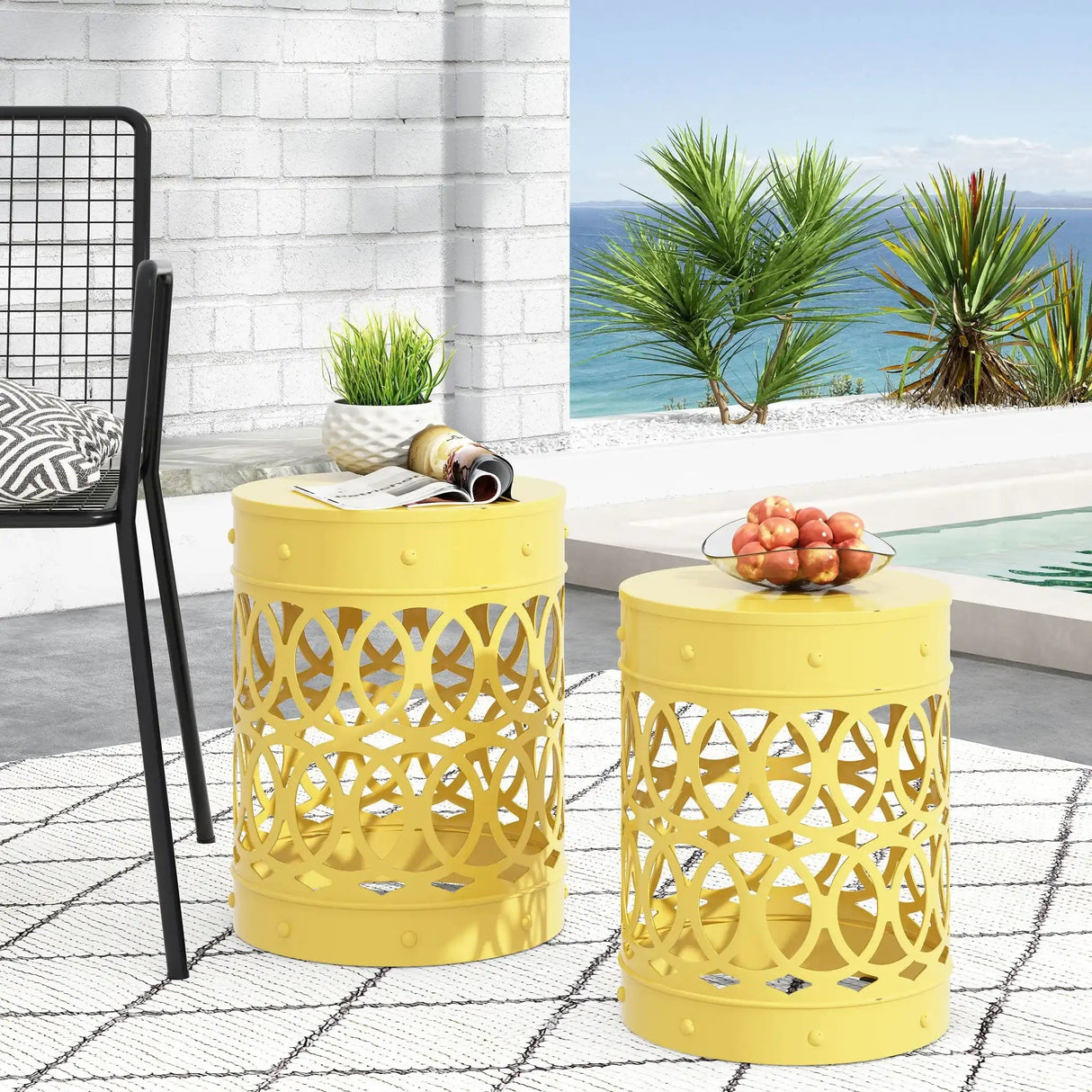 Outdoor Metal Set of 2 End Tables
