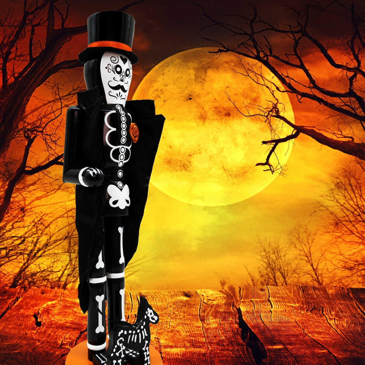 14IN Halloween Boy Nutcracker - Tuesday Morning - Decorative Objects