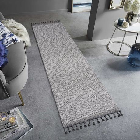 NAAR Guros Collection Geometric Indoor/Outdoor Area Rug