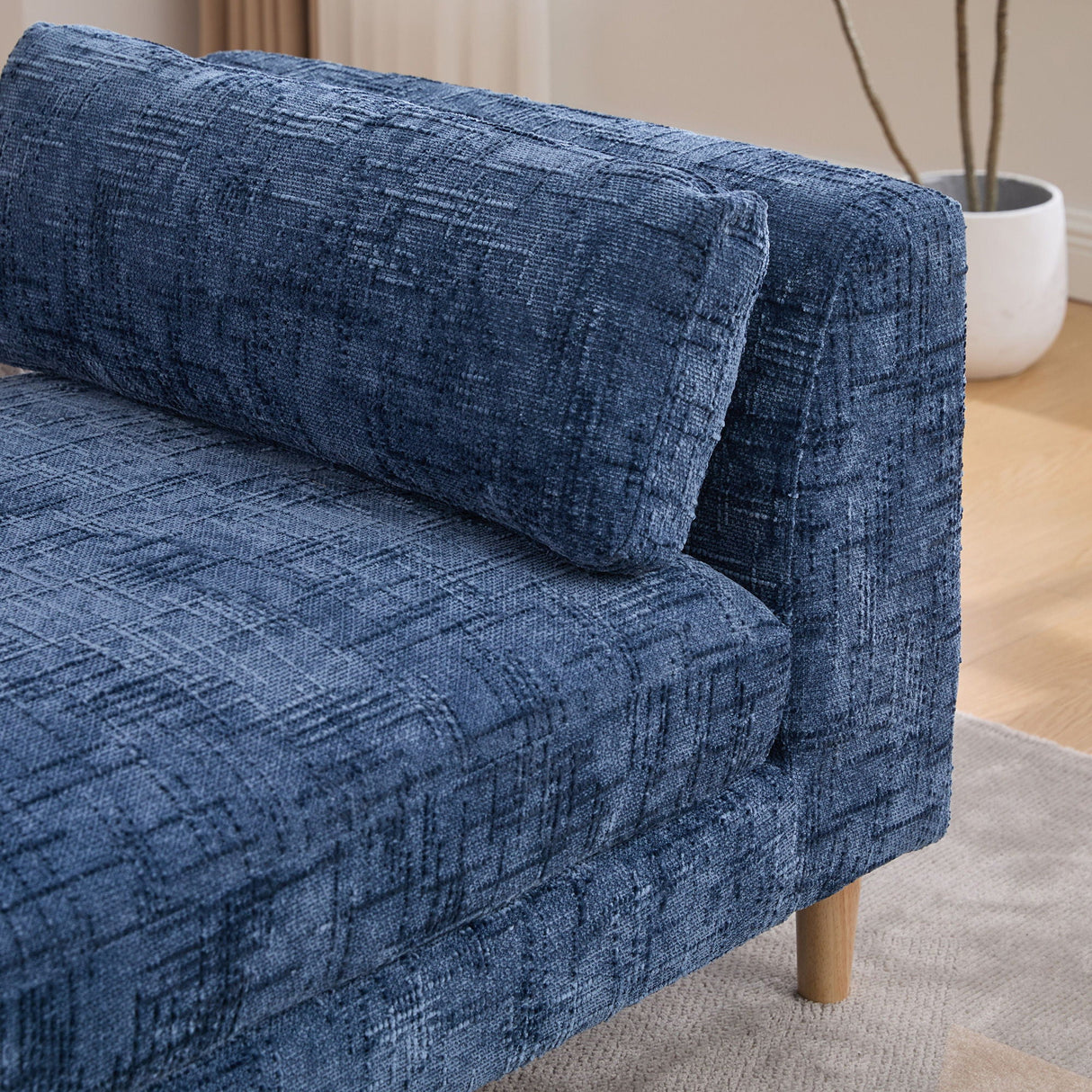 Modern Upholstered End Of Bed Bench With Armrests
