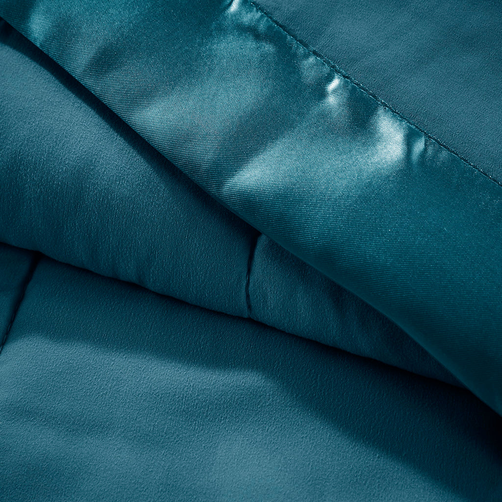 Lightweight Down Alternative Blanket with Satin Trim