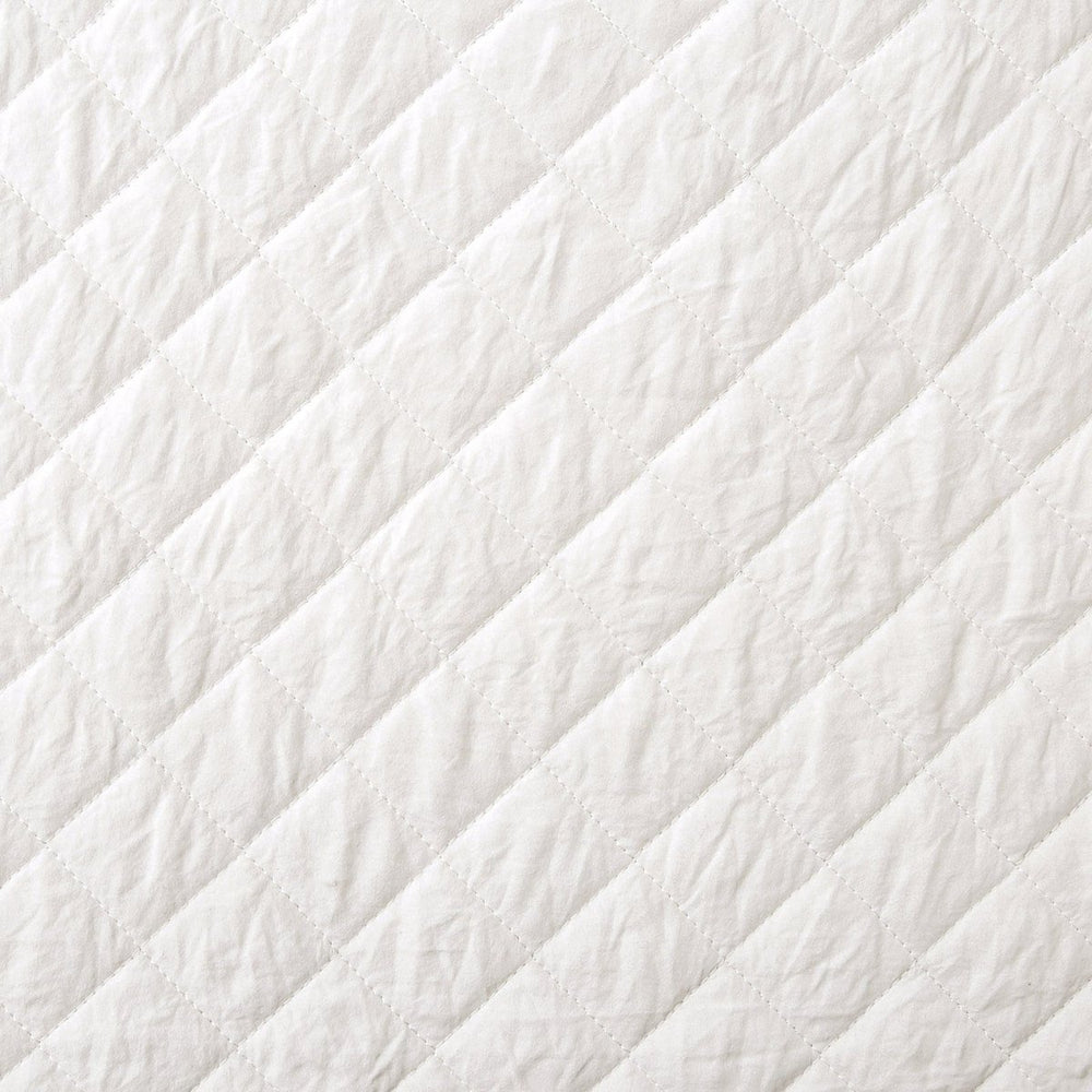 Ava Diamond Oversized Cotton Quilt Set