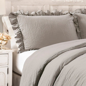 Reyna Comforter Set
