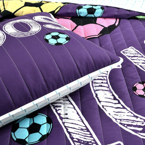 Girls Soccer Kick Quilt Set