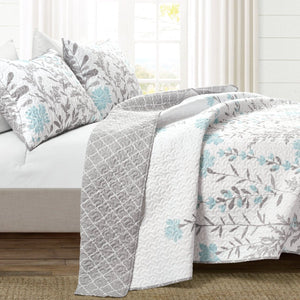 Aprile 3 Piece Quilt Set