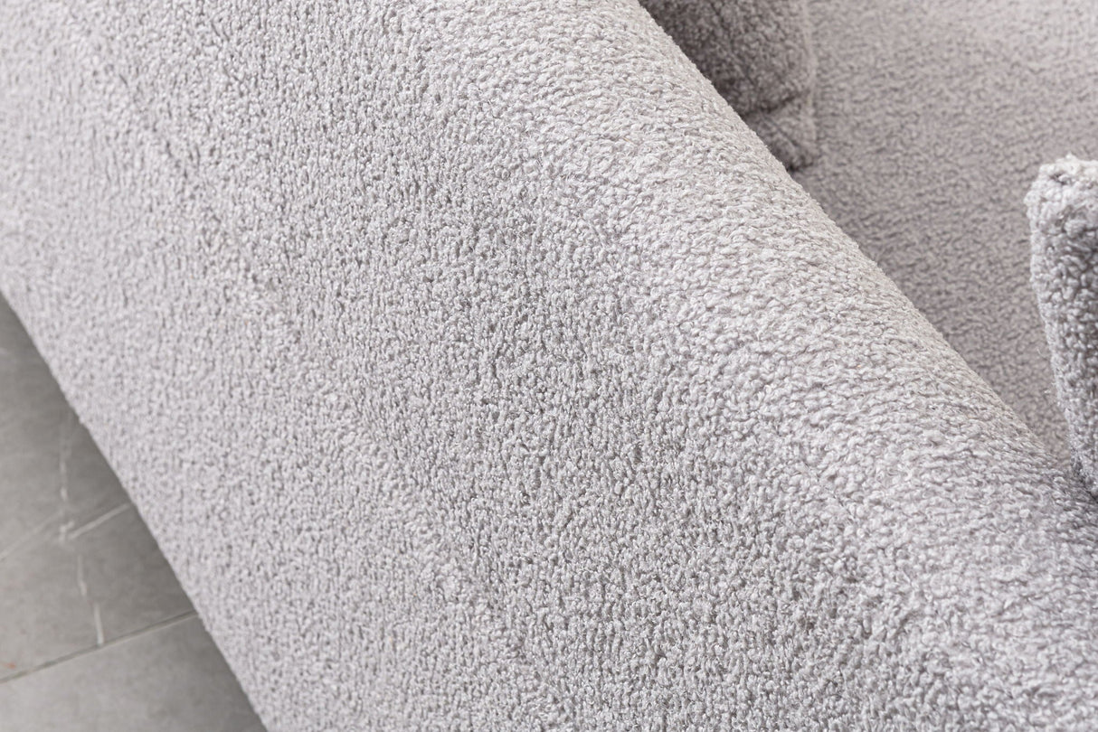 Modern Luxurious And Comfortable Upholstered Sofa
