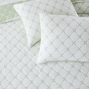 Diamond Leaf Jacquard Reversible Matelasse Coverlet Set