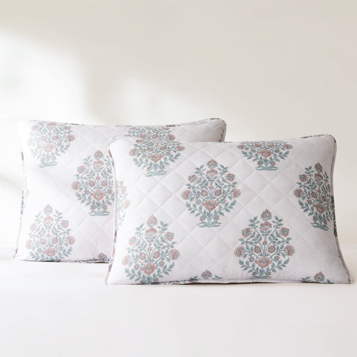 Sofia Flower Block Bouquet Reversible Quilt 6Pc Set