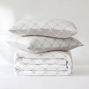Diamond Leaf Jacquard Reversible Matelasse Coverlet Set