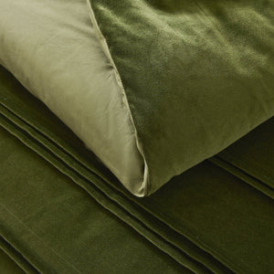 Pleated Groove Comforter Set