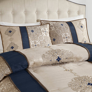 King 7 Piece Jacquard Comforter Set with Throw Pillows