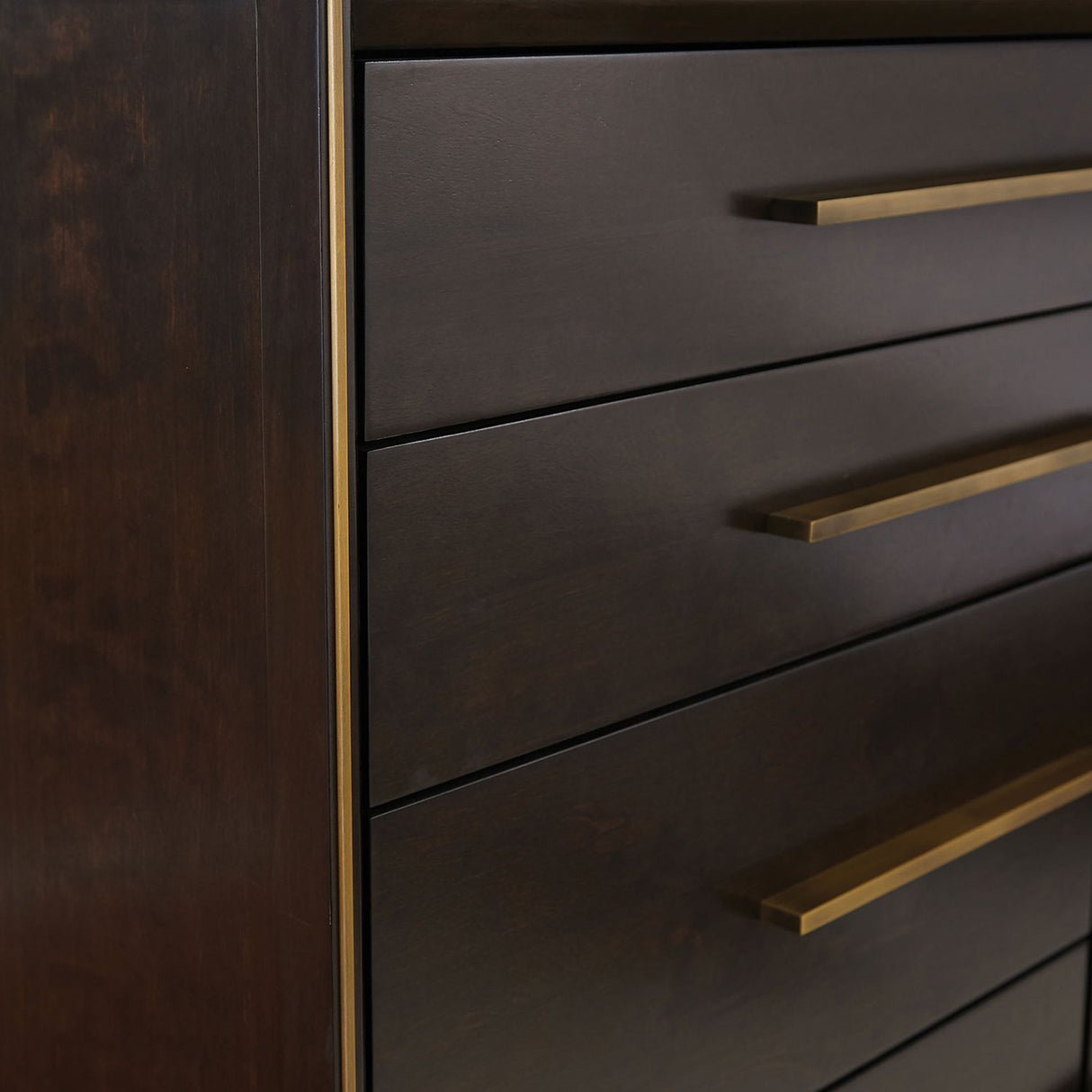 Prescott - 8 Drawer Dresser