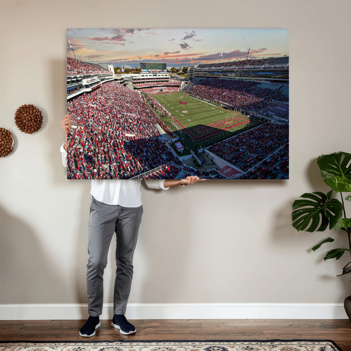 Donald W. Reynolds Razorback Stadium Wall Art Canvas Print –