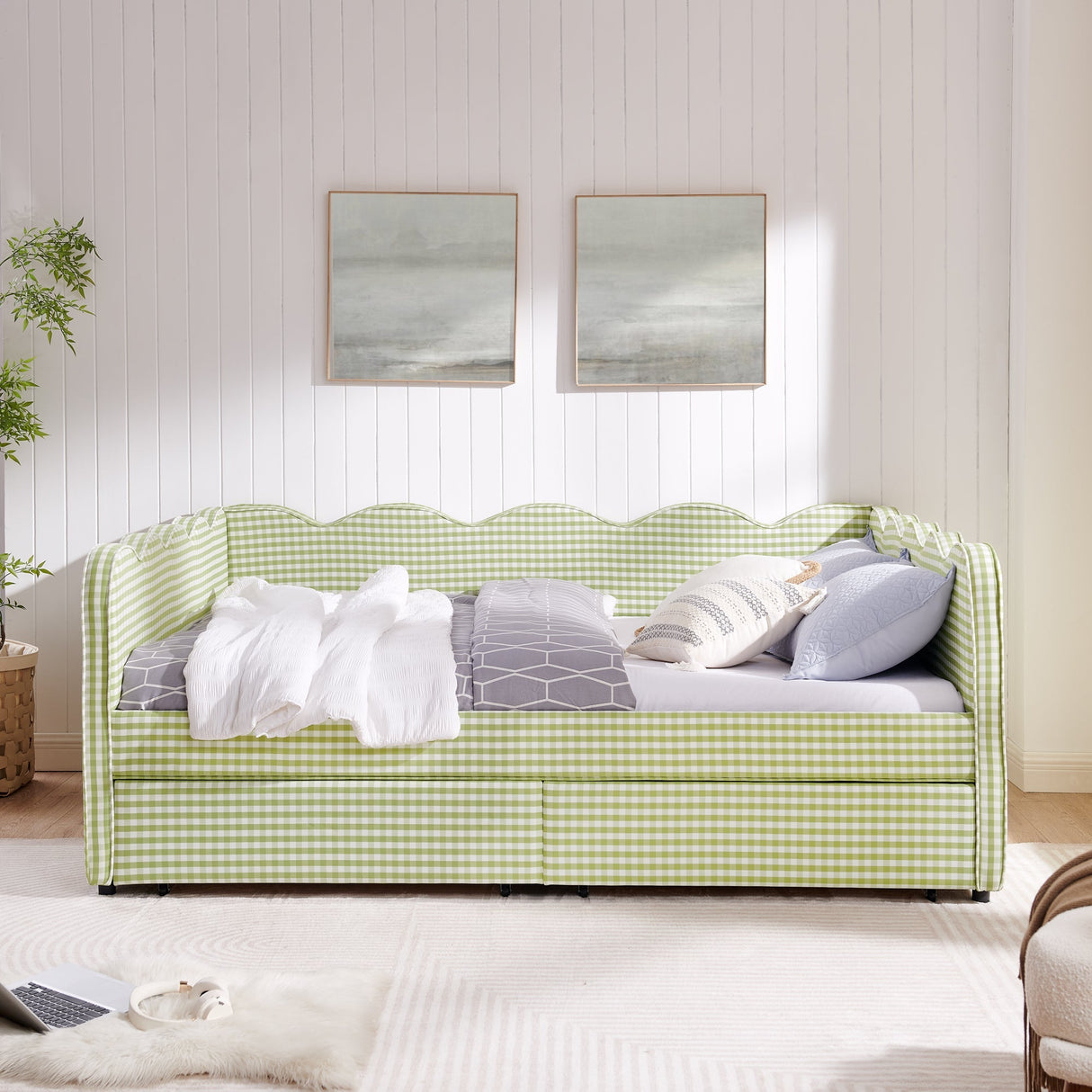 Queen Size Cozy Gingham Daybed with Two Storage Drawers, with USB Port and Adorable Wave Shaped, Linen Fabric
