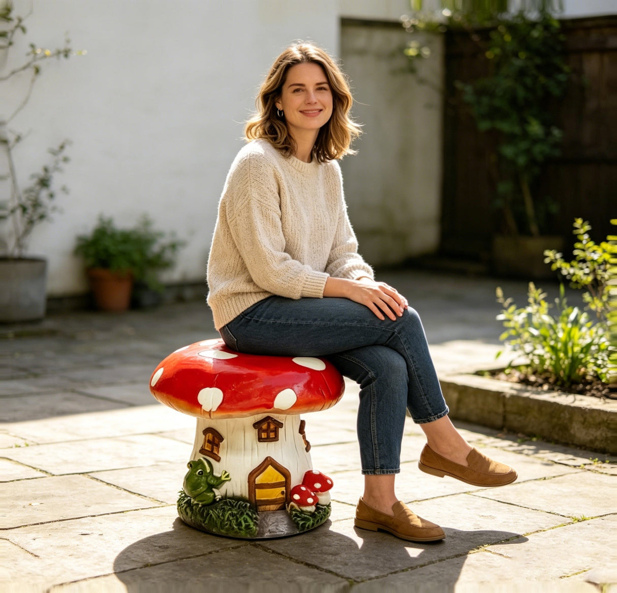 13.4" Mushroom House Garden Stool