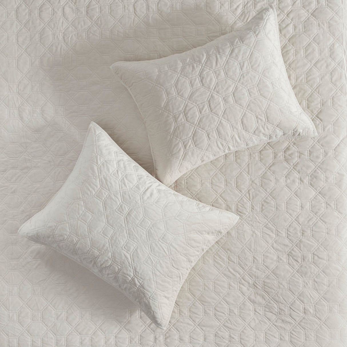 3 Piece Velvet Quilt Set Ivory Full/Queen
