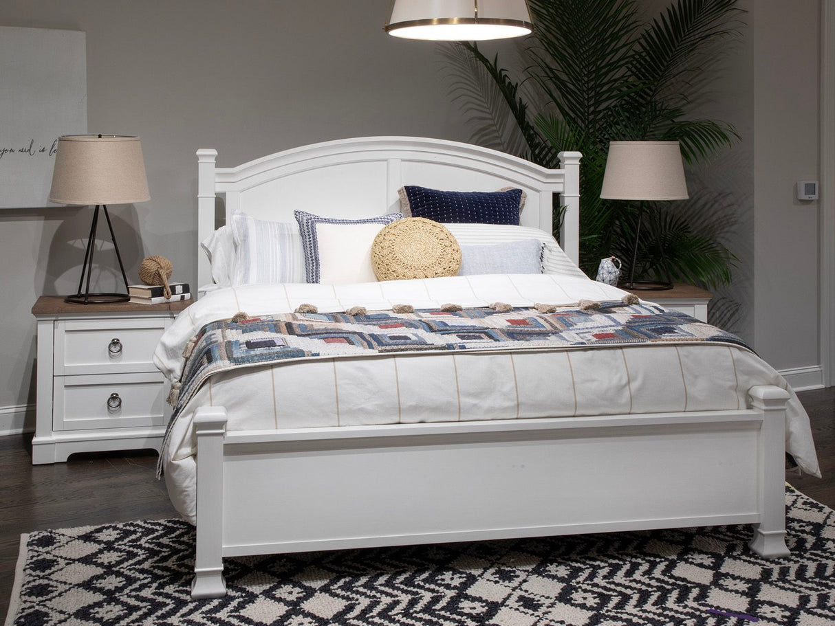 Kingston - Panel Bed