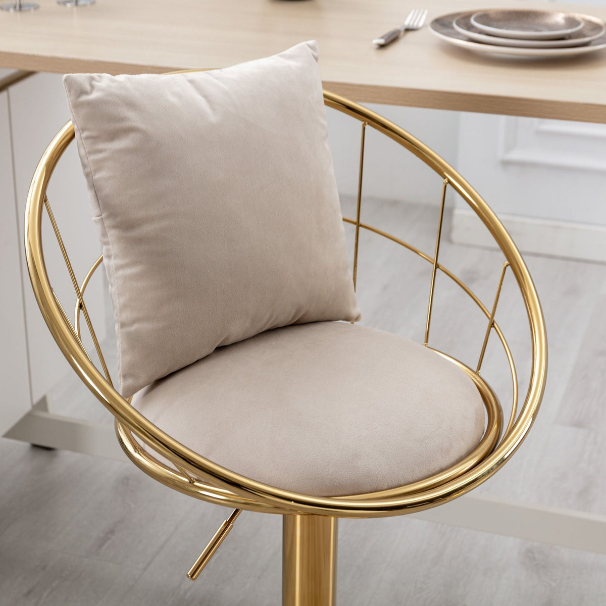 Unique Design Bar Chair, 360 Degree Rotation, Adjustable Height, Suitable For Dining Room And Bar