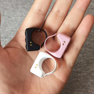 Bluetooth Page Turner & TikTok Scrolling Ring – Hands-Free Remote for Kindle, iPhone, Android – E-Reader Accessory, Selfie Shutter, Volume & Video Control