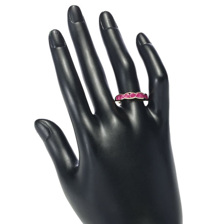 Gem Treasures 14K Gold 1.60ctw Burmese Ruby Scallop Edge Band Ring