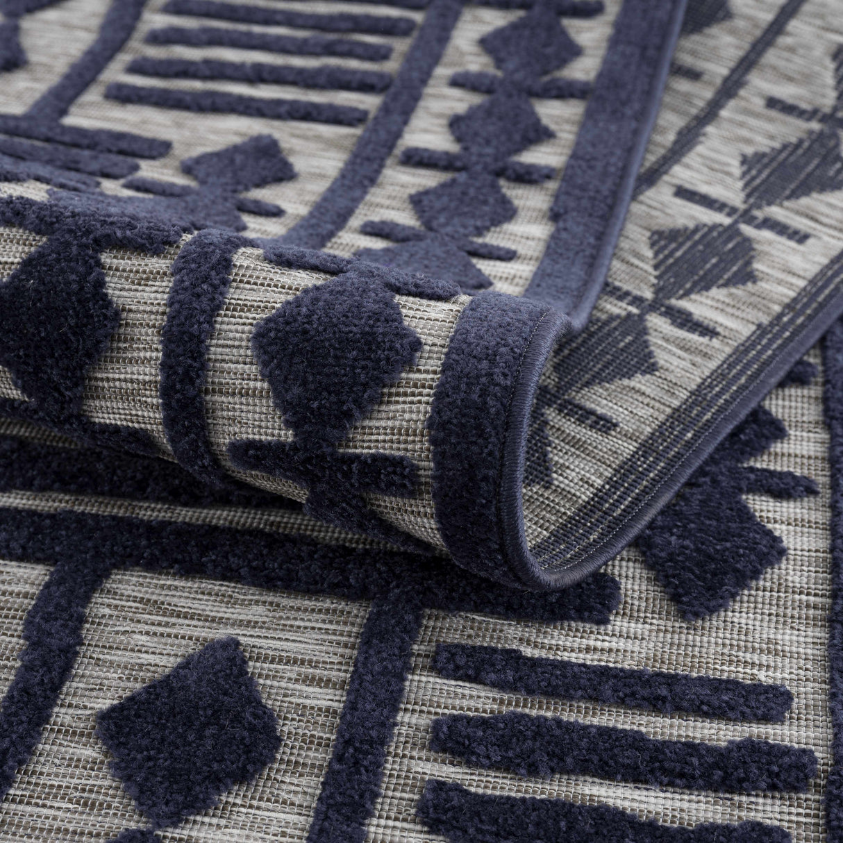 Sillawit 3D Outdoor Area Rug - Clearance