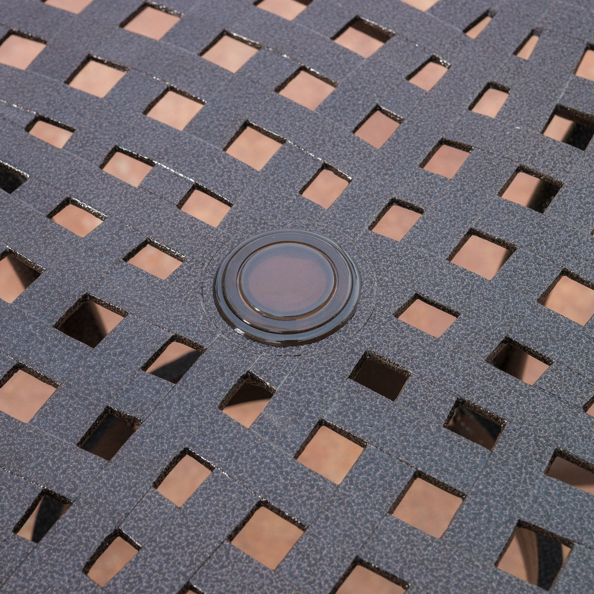 Phoenix 48in Round Table