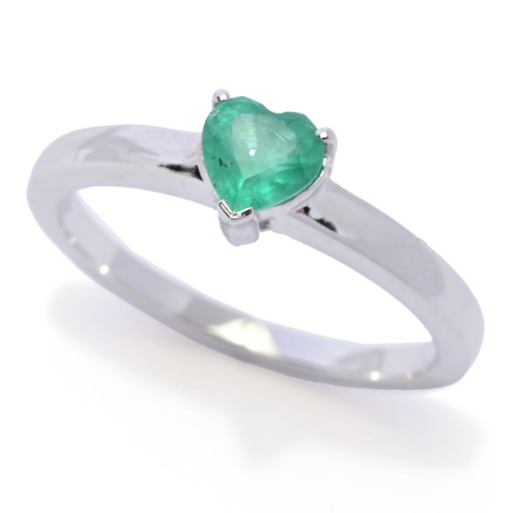Gem Treasures 14K Gold 5mm Heart Shape Zambian Emerald Solitaire Ring