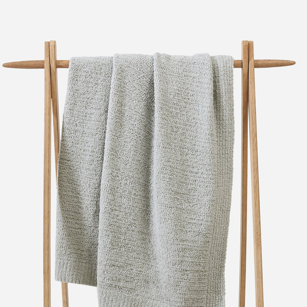 Snug Throw