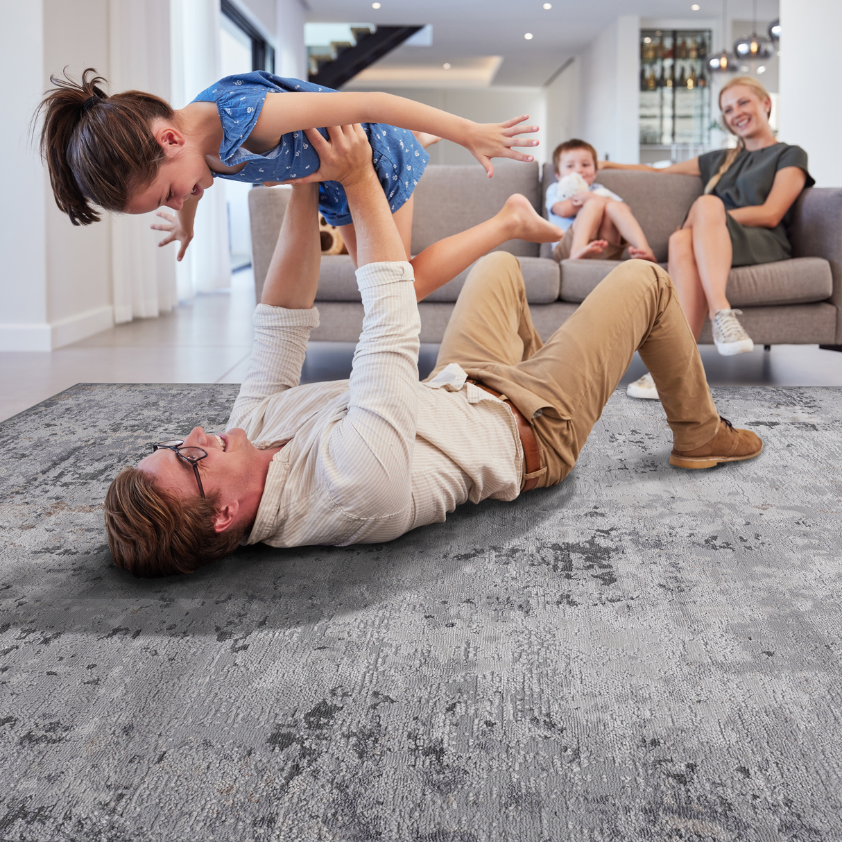 NAAR MARFI Collection Abstract Non-Shedding and Stain Resistant Area Rug