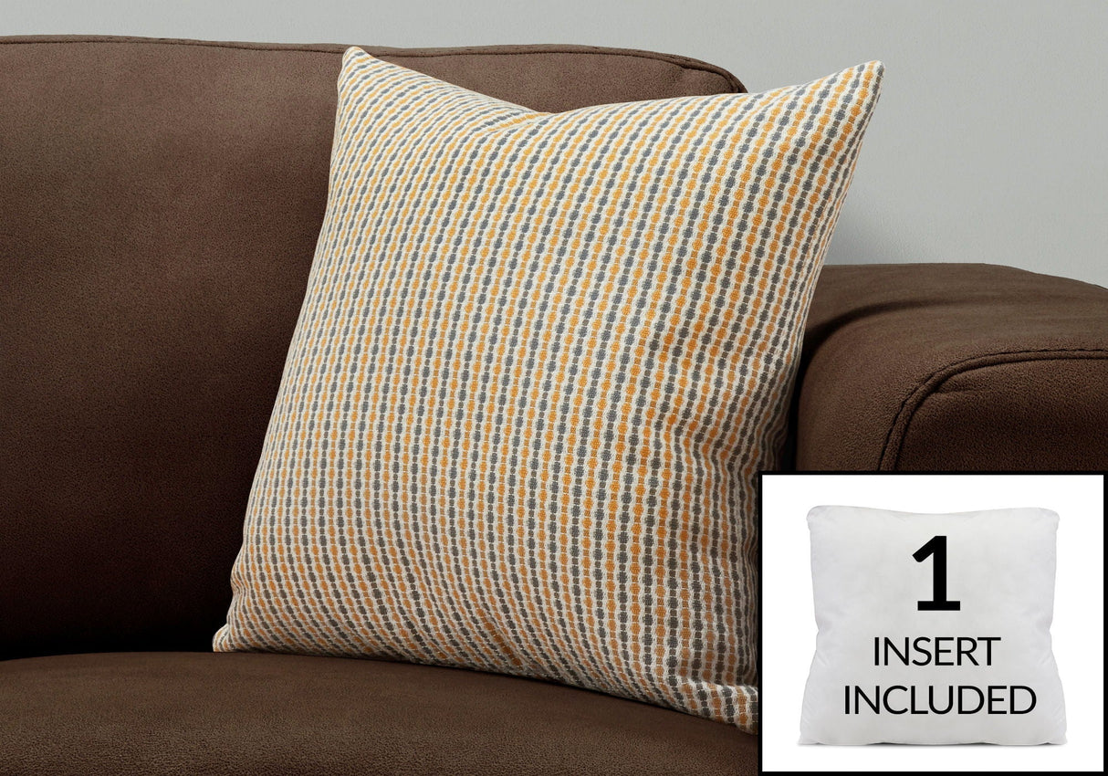 8th Street Square Decorative Throw Pillows with Insert