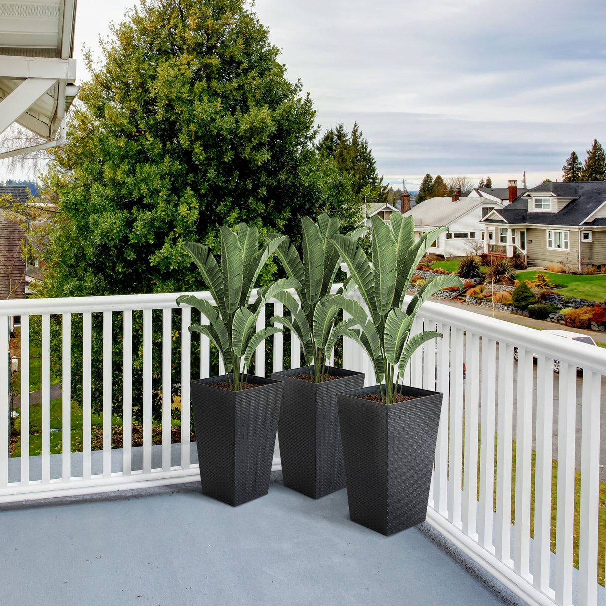 Outsunny set of 3 tall planters with drainage hole, outdoor flower pots, indoor planters for porch, front door, entryway, patio and deck