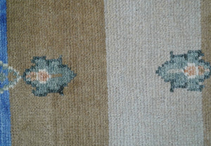 2.6x8 Hand Knotted Transitional Design Multicolor Wool Rug