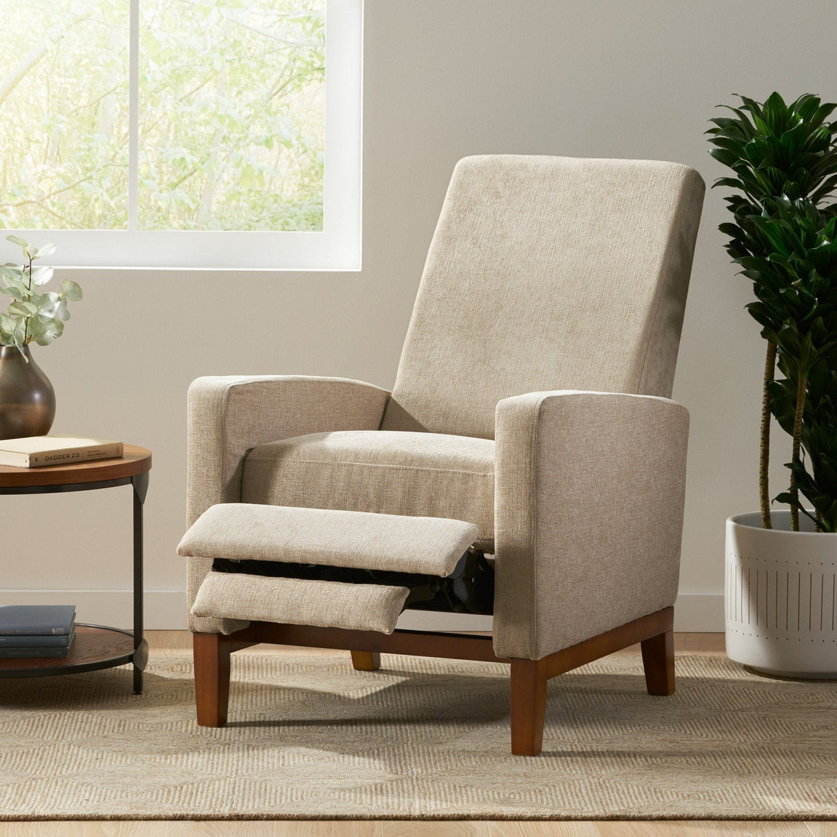 27'' Wide Wood Hand Manual Club Recliner - Tuesday Morning - Chairs