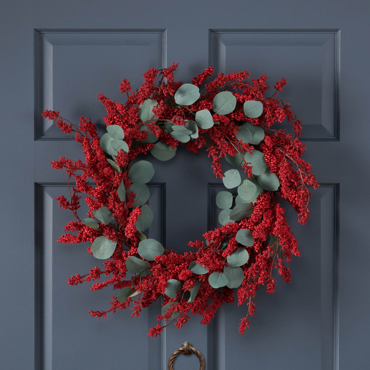 29-EUCALYPTUS/BERRY-WREATH-Wreaths-&-Garlands