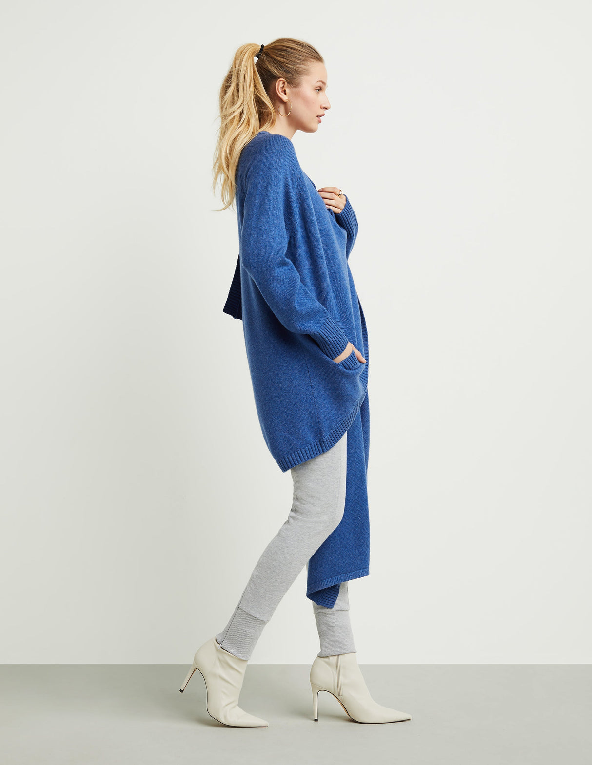 Wrap Scarf-Sweater