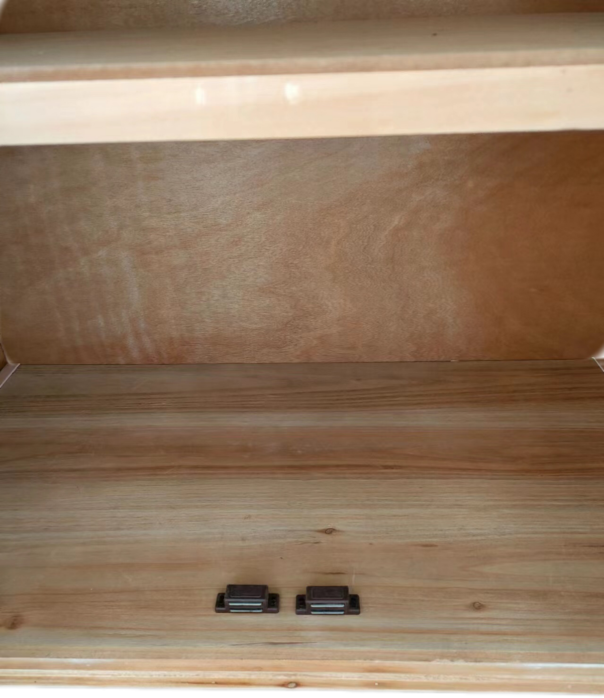 Hollow-Carved Accent Cabinenet