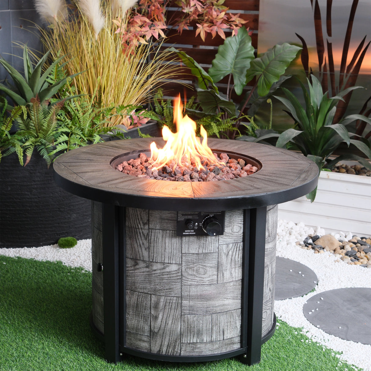 The Artisan Concrete Fire Pit Table – A 50,000 BTU Propane Hearth