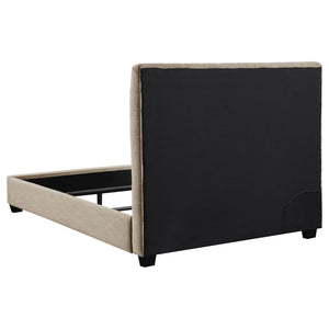 Saintes - Tufted Upholstered Wingback Bed