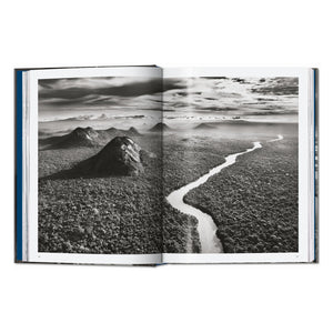 Sebastião Salgado. Amazônia. 45th Ed. (English)