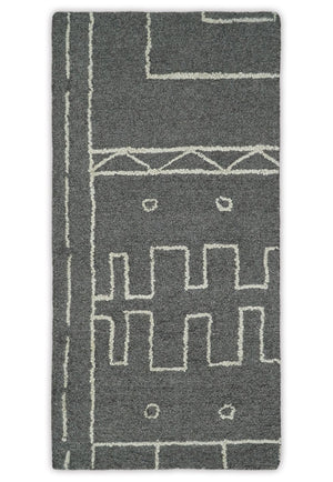 2x4 Gray and White Tribal Hand Tufted Textured Loop Area Rug