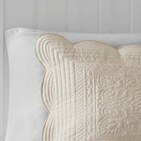 3 piece antimicrobial reversible scalloped edge quilt set king - cream - Tuesday Morning - Quilts & Comforters